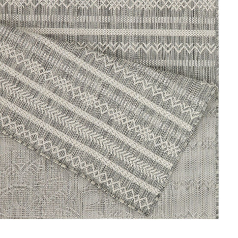 Sunshine - 5'3" X 7'3" Indoor, Outdoor Area Rug - Silver - Polypropylene