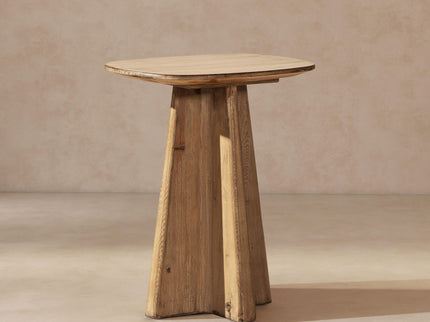 Clarence - Rectangular End Table - Antique Brown